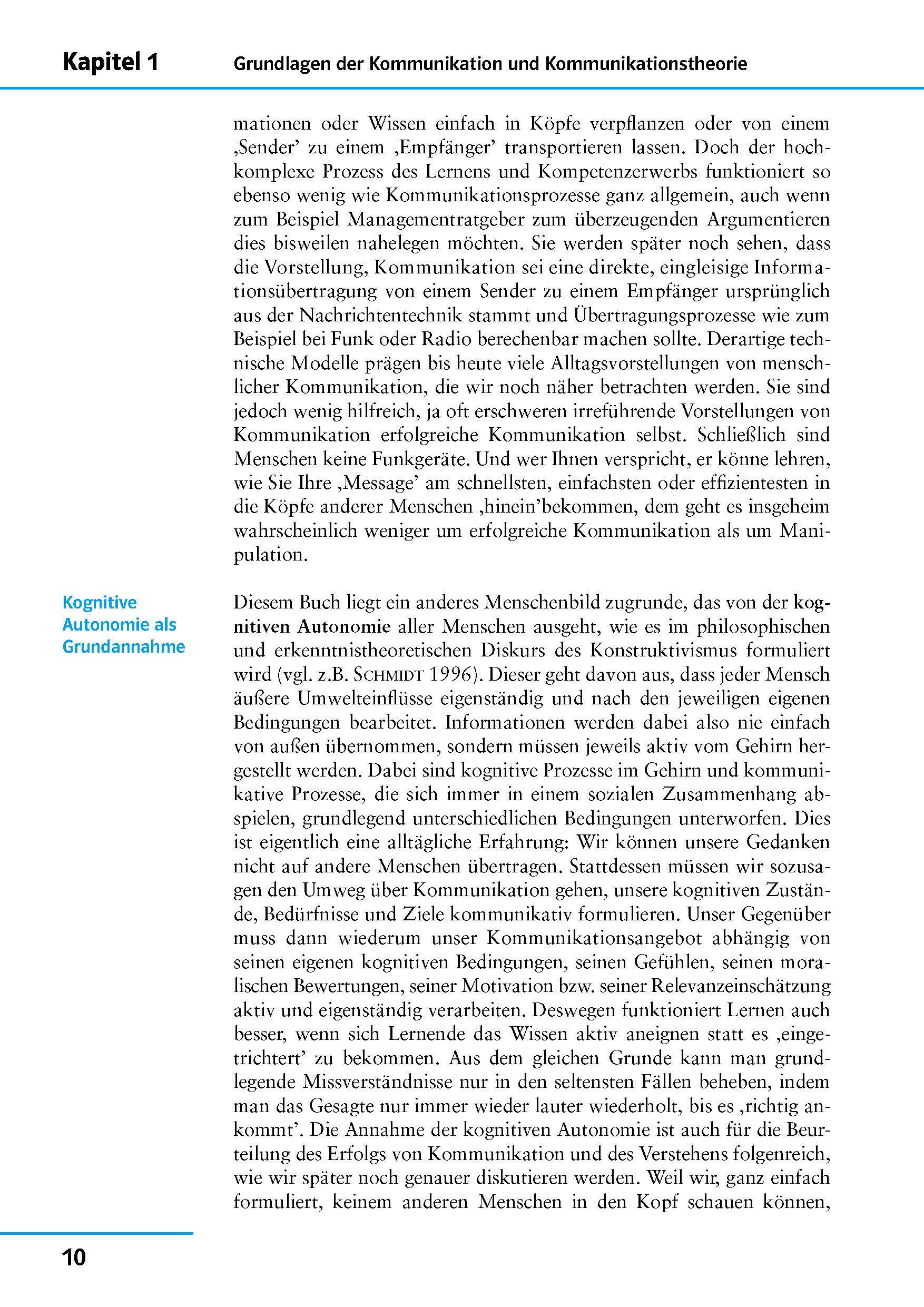Eine Lehrbuchseite in deutscher Sprache erörtert Kommunikation und Kommunikationstheorie, mit Überschriften, Text und einer blauen Seitenleiste mit dem Titel Kognitive Autonomie als Grundannahme. Die Seitenzahl 10 befindet sich am unteren Rand.