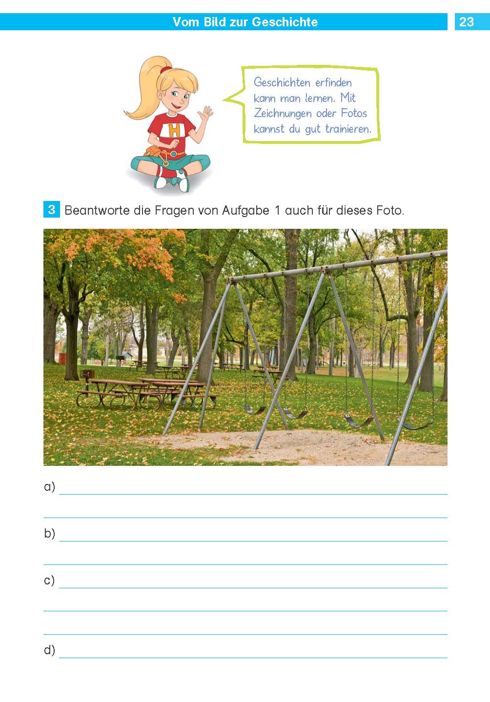 Eine Schaukel steht unbenutzt in einem Park, umgeben von Bäumen mit grünen und gelben Blättern; im Hintergrund sind Bänke und ein Weg zu sehen.